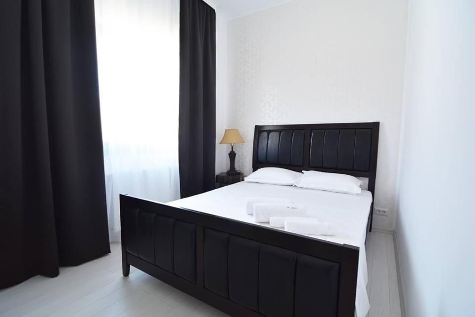 Imperia By Zev Apartments Нэводари Экстерьер фото
